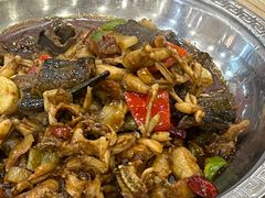 -江城燕子大排档(江汉路步行街店)