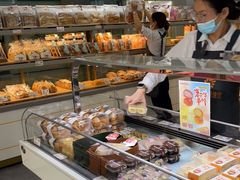 面包甜点陈列柜-爱维尔阳光蛋糕(汇金广场店)