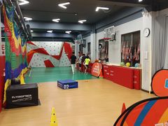 -悦动体能篮球羽毛球网球(三里河店)