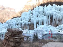 -大平台龙居瀑布旅游区