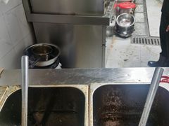 -梅记大块头爆鱼店(乍浦路店)