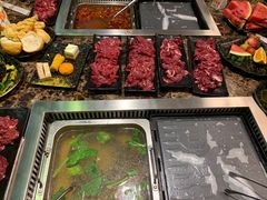 -牛里牛气· 榴莲海鲜鲜牛肉自助火锅·烤肉(横岗店)