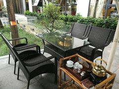 露天位-悦湖公馆