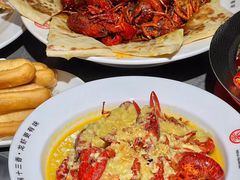 -叶派龙虾•招牌香辣蟹·海鲜(中海国际店)