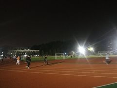 -武汉大学风雨操场