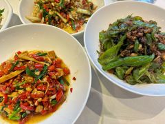 辣椒炒肉-俏湘厨•地道湘菜(建华南路店)