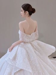-艾米丽婚纱礼服