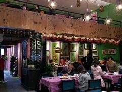 -香巴拉云南餐厅(华莱坞店)