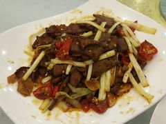 -鑫巴蜀小镇 · 水煮鱼专研店(玉桥店)