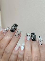 -花岐款式专研健康美甲沙龙
