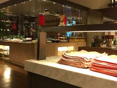自助取餐区-大连富丽华大酒店·花都西餐厅