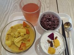 -轻蔬不用等·素食(江苏路店)