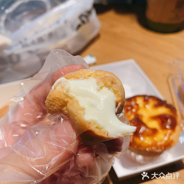 亲测好吃😋鲍师傅的盘塔可以冲[胜利]泡芙也冲啊