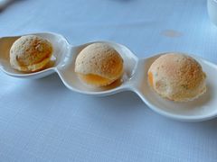 雪山酥皮肉松包-富力丽思卡尔顿酒店·丽轩中餐厅