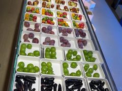 -涨巢·潮玩水疗局