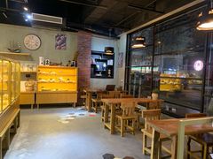 -啊噗吐呦现场烘焙(麦凯乐店)