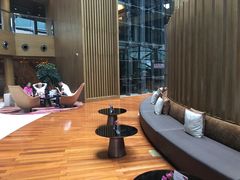 -上海滴水湖皇冠假日酒店