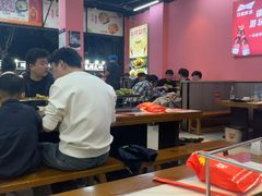 -胡记烧烤(黄山新村总店)