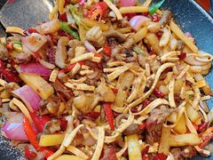 -唐师傅湘西名菜馆(武陵路店)