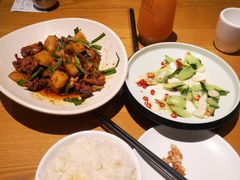 -隔壁老王·家常云南菜(花巷店)