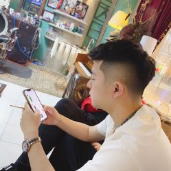 -小戈男士复古理发馆barber shop
