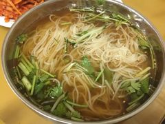 -三姐妹冷面馆(保卫路店)