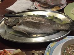 -Dang restaurant (patong phuket)