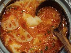 -周鱼小馆石锅酸菜鱼(活力汇店)