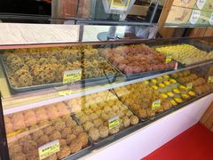 -鲍师傅糕点(西站店)