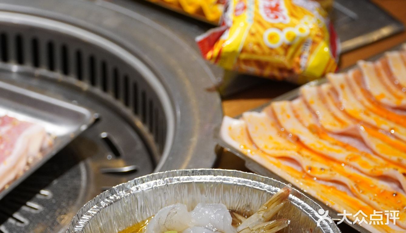 成都探店|老板，来一份82年的烤肉