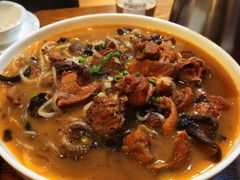 小鸡炖蘑菇-李老哈·东北菜(宋园路店)