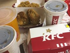 新奥尔良烤鸡腿堡-肯德基(新阳光店)