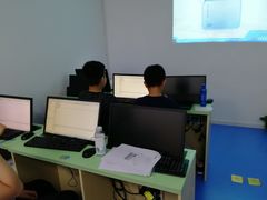 -童程童美·信息学竞赛·乐高机器人编程(长宁来福士校区)
