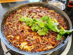 -鸿顺老铁锅美蛙鱼府(解放碑店)