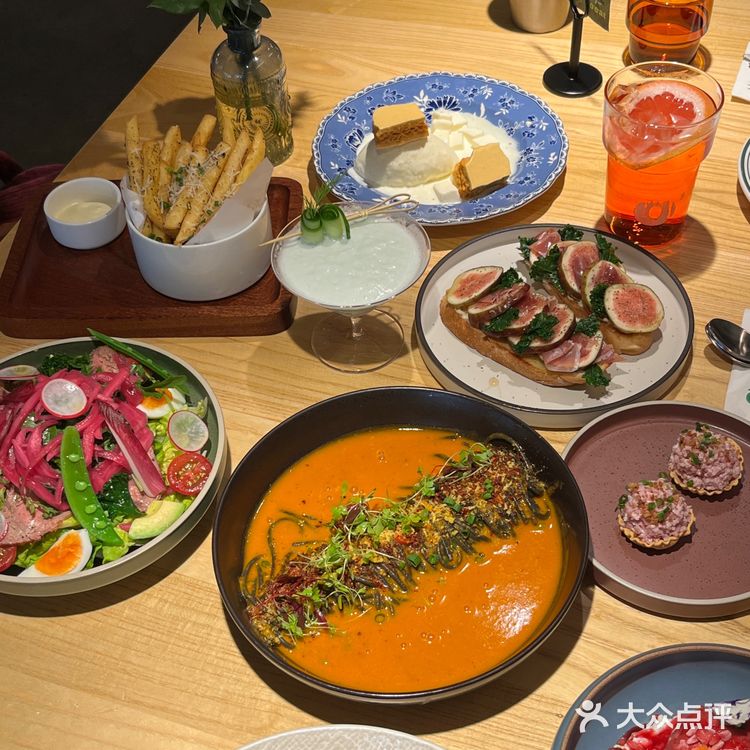 来吃o'eat漂亮饭咯!🥘🥗