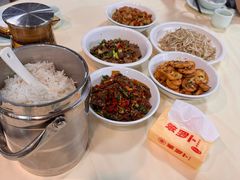 -笨罗卜浏阳菜馆(龙华鹏润达店)