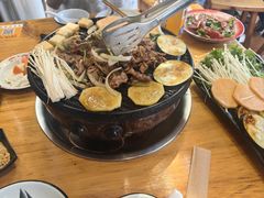 -石记老北京炙子烤肉(松园店)