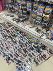 -玩动奇季品牌玩具超市