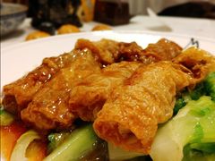 鲍汁生菜腐皮卷-广州酒家(文昌总店)