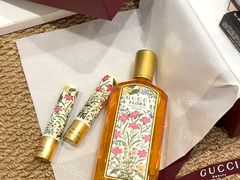 -星巴克(汤臣国贸大厦店)