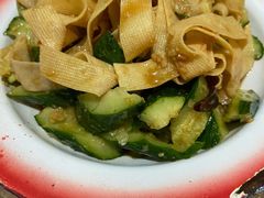 秘制豆皮黄瓜-炙热童年·老北京炙子烤肉(南锣鼓巷店)