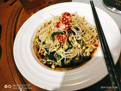 鸡丝凉面-蜀宴小调·精致家常菜(来福士店)