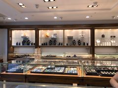 -品真阁华夏典当行(四通桥店)