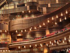 -交通银行前滩31演艺中心