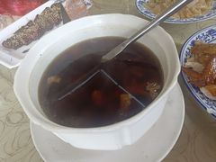 黑蒜鸡脚瘦肉汤-水乡人家私房菜(逢简店)