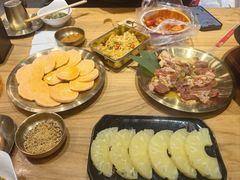 -青瓦餐厅·生鱼片·韩园烤肉(西塔店)