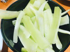 -炉小二铜锅牛蛙•川湘菜(三里屯店)