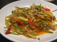 -万重锦·人文川菜馆(骡马市店)