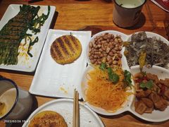 烤饼子-喝丢一只鞋海鲜烧烤·海肠捞饭(文体街店)