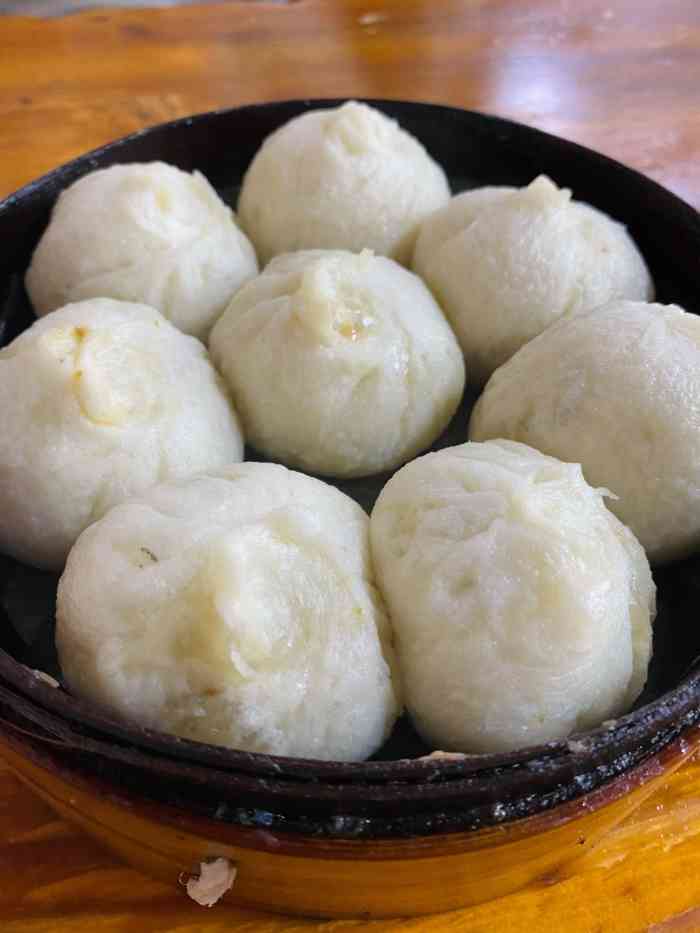 长乐小吃-"杨南路上挺实惠的小吃店,路边可以临时停车.